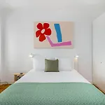 Whome Lisbon Urban Chic, Great For D Nomads & R Workers